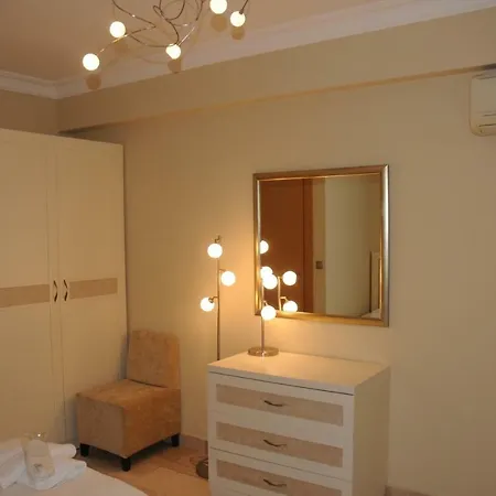 Gold City Flat 2+1 With Free Aqua Park ألانيا